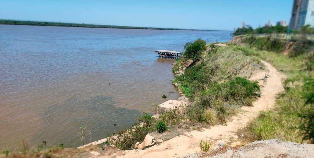 5 exdirectivos de Aguas Santafesinas procesados por tirar desechos al Paraná
