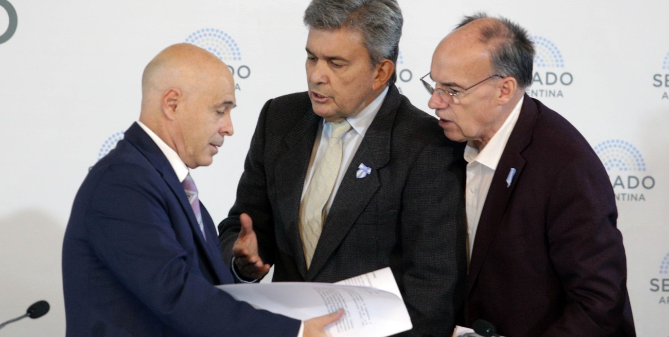 La extensa lista de modificaciones vuelve a postergar la ley de Bases 