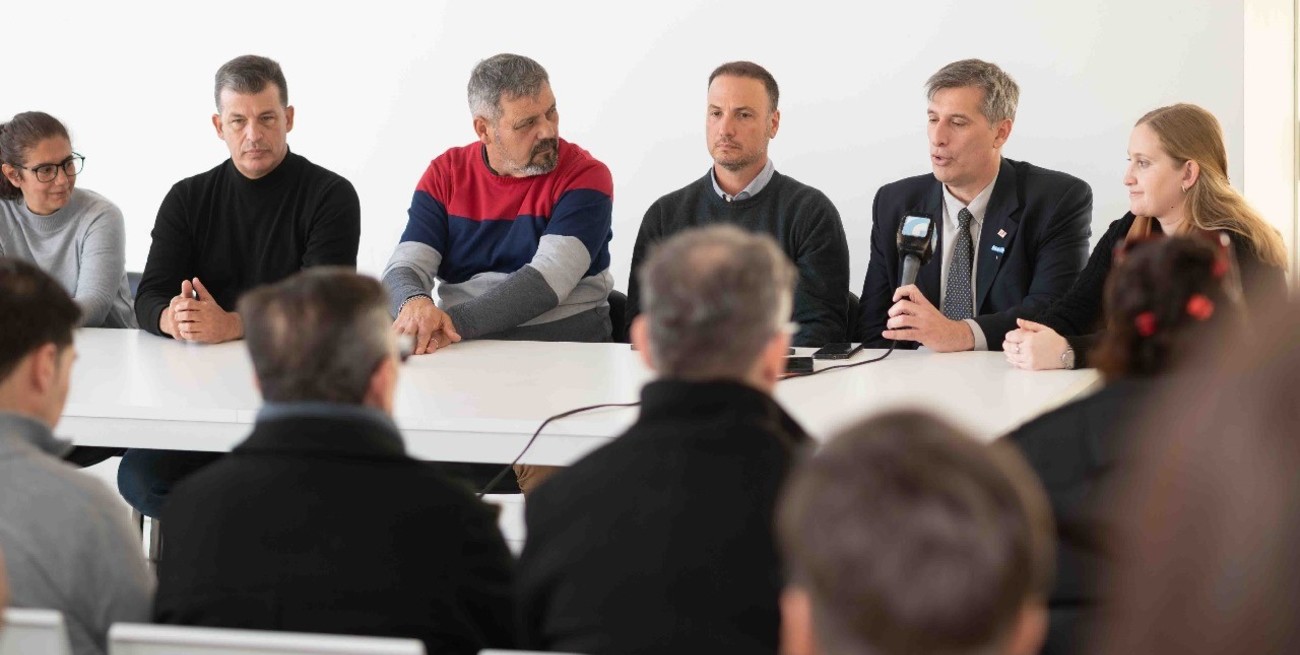 Tres ministros del gobernador Pullaro estuvieron en Coronda anunciando obras para la ciudad