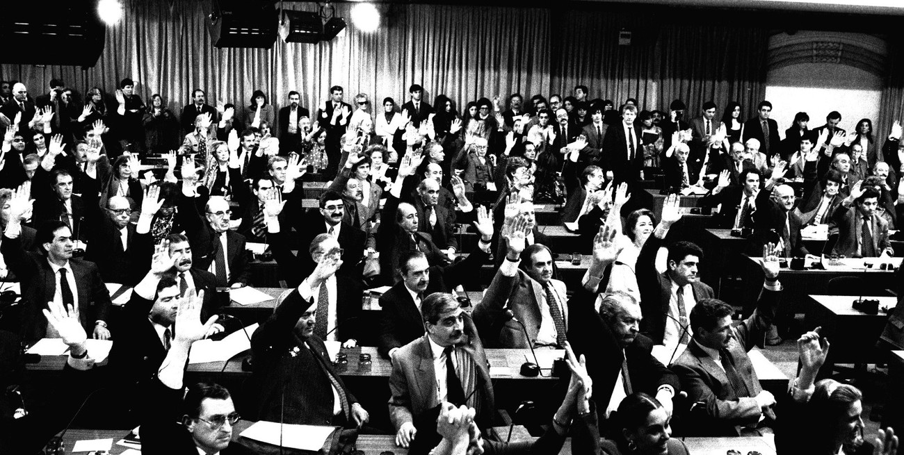 La Asamblea Constituyente que contuvo una crisis institucional