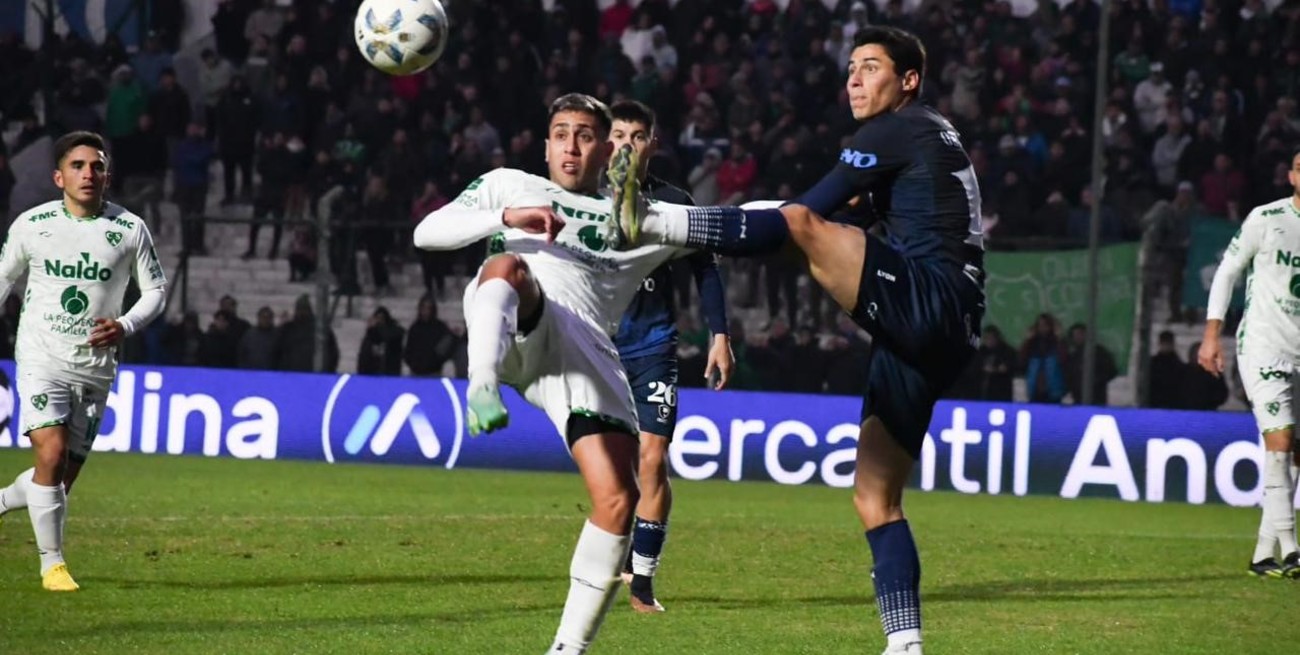 Agónico triunfo de Independiente Rivadavia ante Sarmiento en Junín