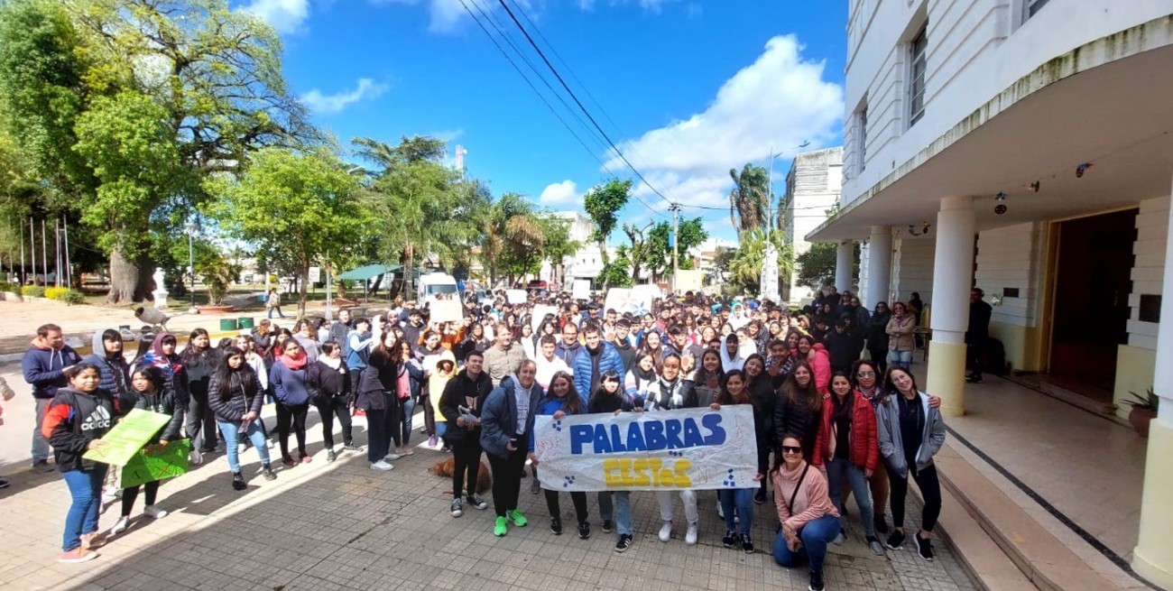 Estudiantes corondinos de la Escuela N° 201 recibirán la distinción Ana Frank en Buenos Aires