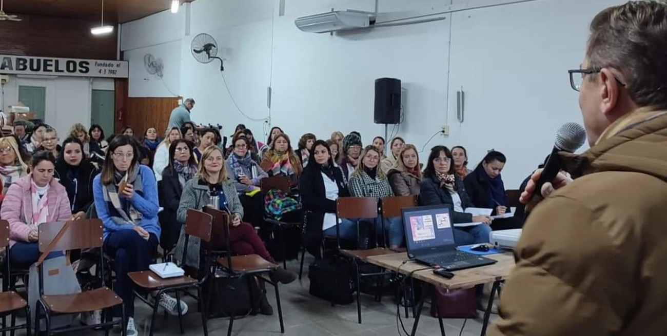 Provincia lanzó en San Justo el plan de alfabetización "Raíz"