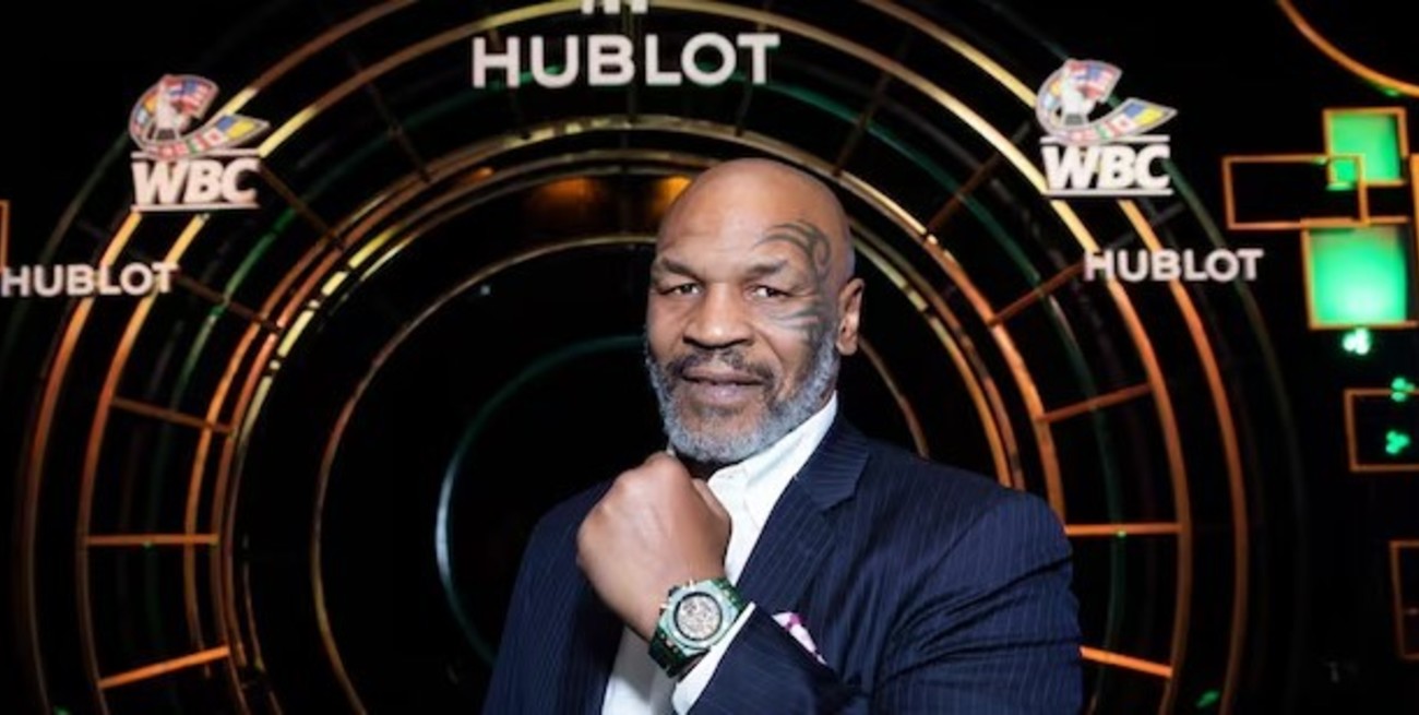 Mike Tyson sufrió una emergencia médica durante un vuelo a Los Ángeles