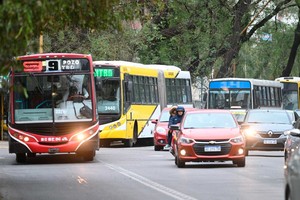 La crisis del transporte público en Santa Fe. Foto: Manuel Fabatía