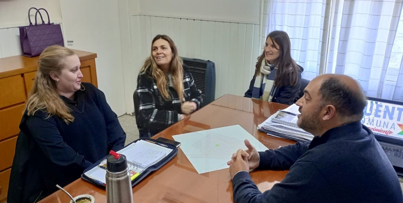 Di Stefano: "Tenemos un Gobierno que tiende puentes con municipios y comunas"