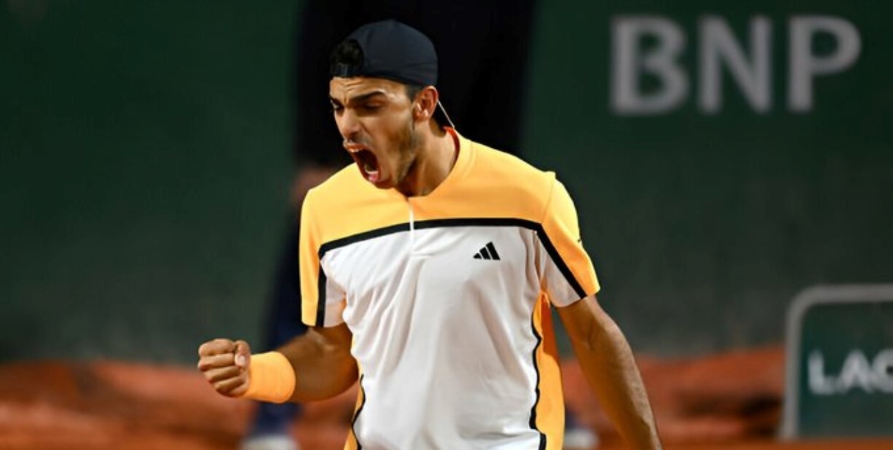 Cerúndolo venció a Paul y se metió en octavos de Roland Garros por segundo año consecutivo