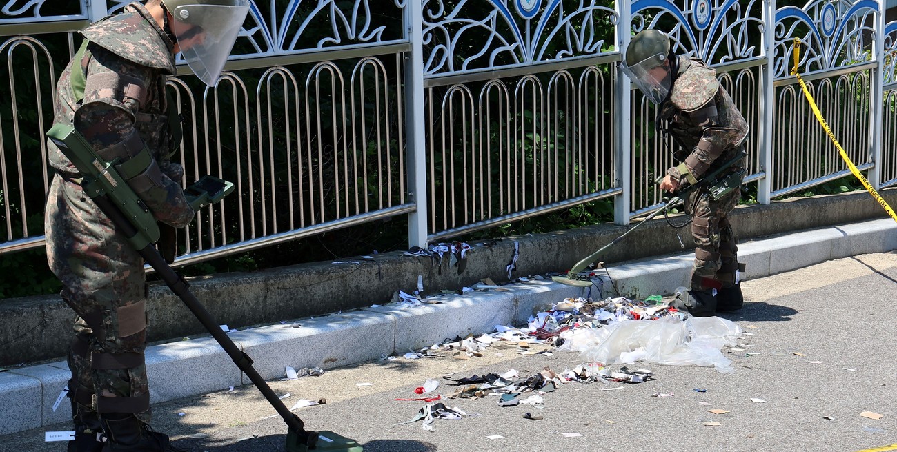 Corea del Norte suspendió el polémico envío de globos con basura a Corea del Sur