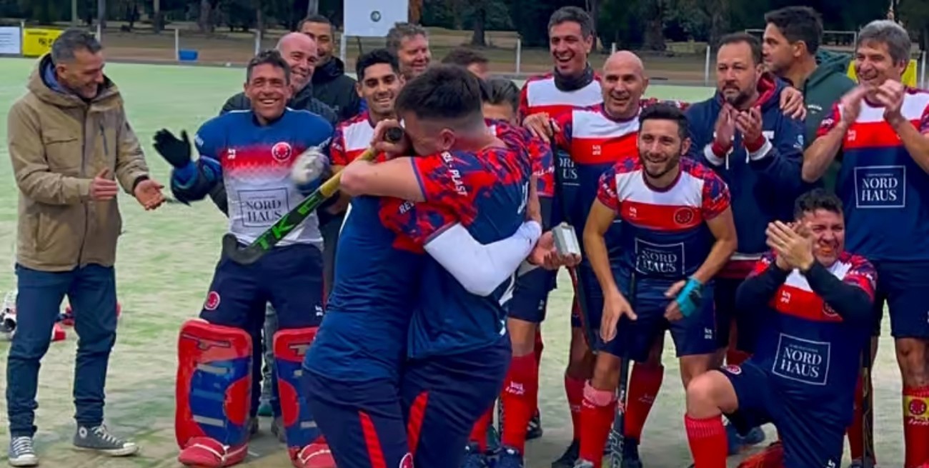 Video: emotiva propuesta de casamiento en pleno partido del Jockey Club de Venado Tuerto