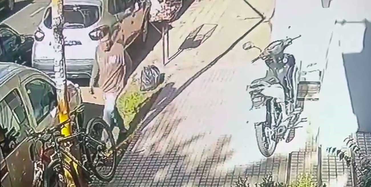 Preocupación por un ladrón de bicicletas que actúa a plena luz del día