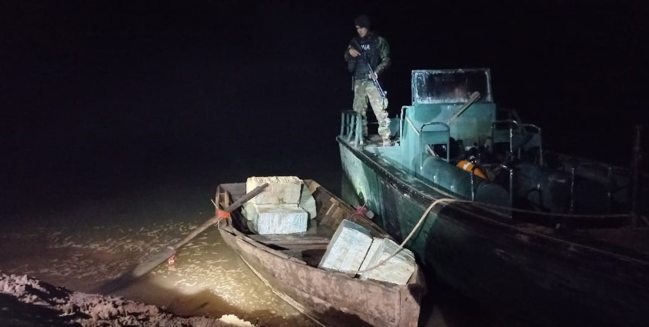 "Flores acuáticas": incautaron 600 kilos de marihuana cruzando a Argentina en lanchas