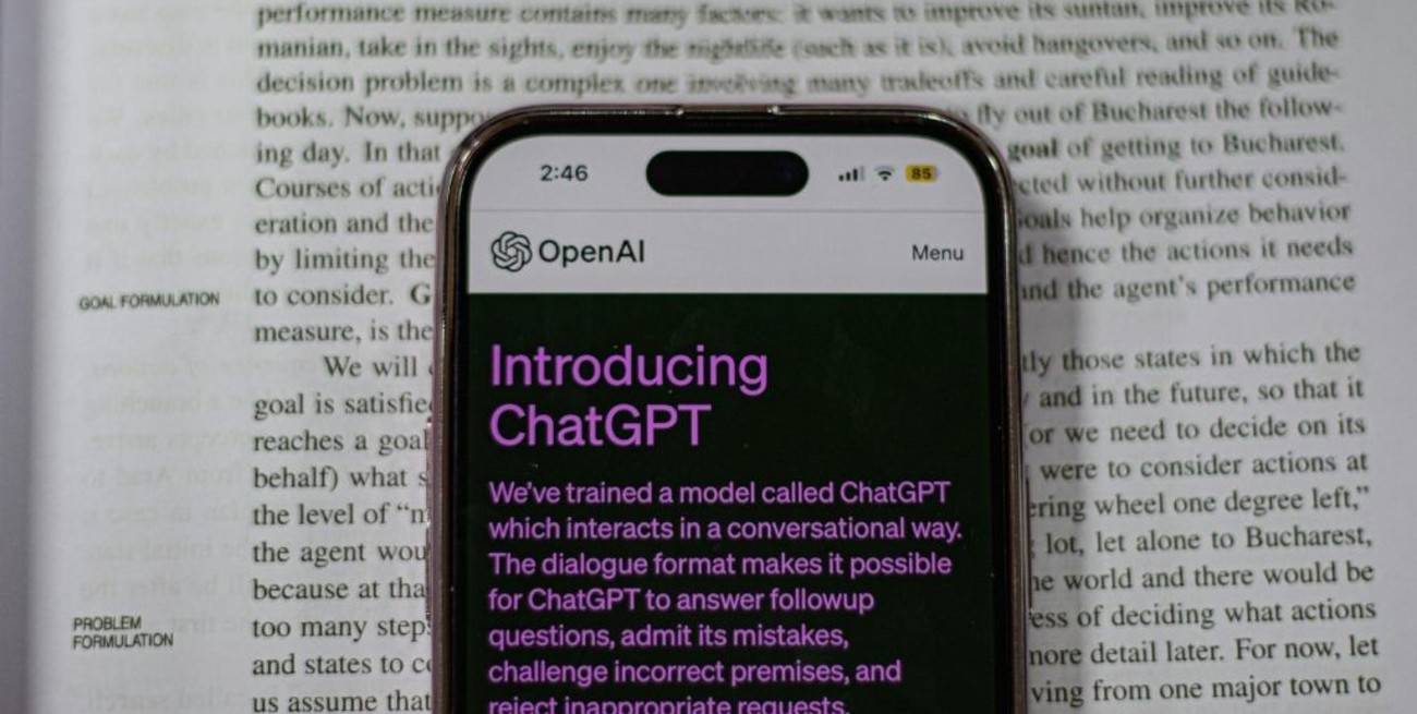 Cómo los prejuicios de la inteligencia artificial profundizan los sesgos sociales, étnicos y de género