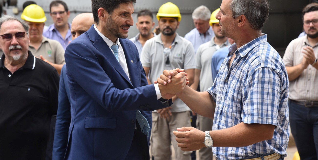 Una encuesta nacional ubica a Pullaro como el gobernador con mejor imagen en todo el país