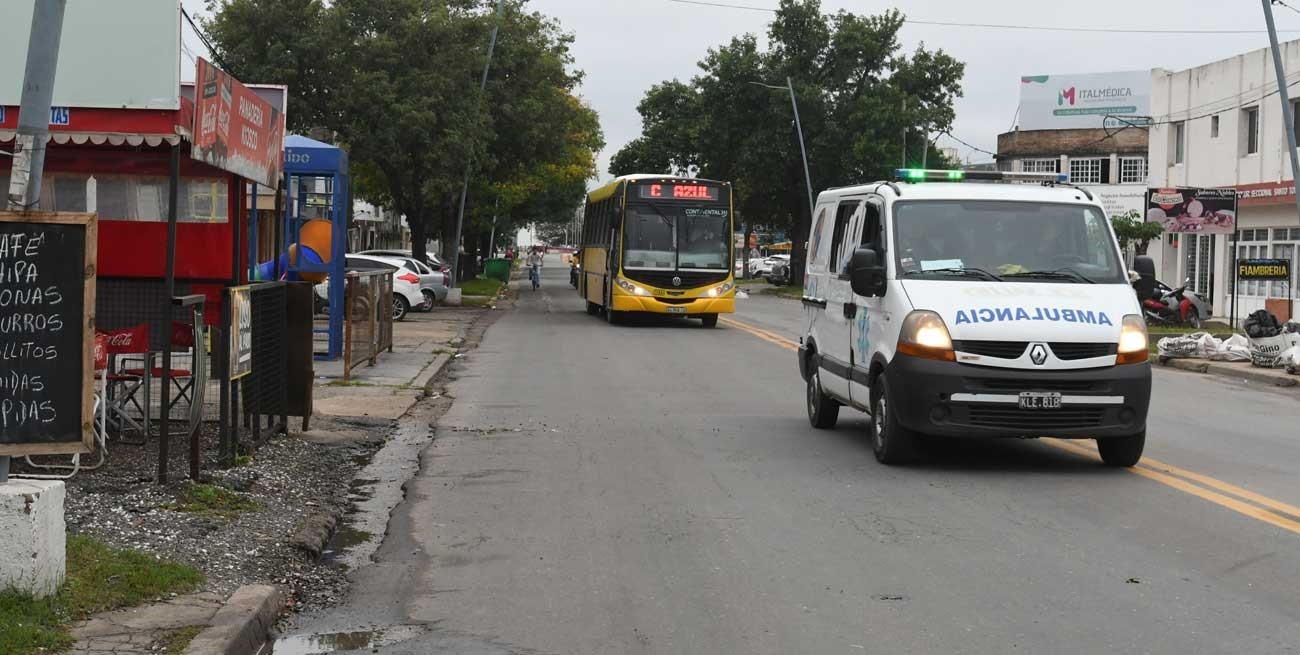Golpeó a su expareja y la arrastró por la calle de Santo Tomé