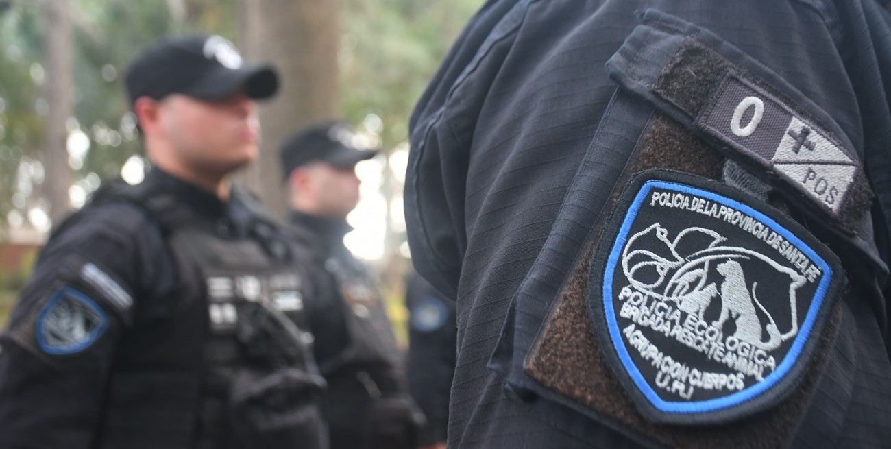 Inauguración del nuevo destacamento de la Policía Ecológica en La Esmeralda