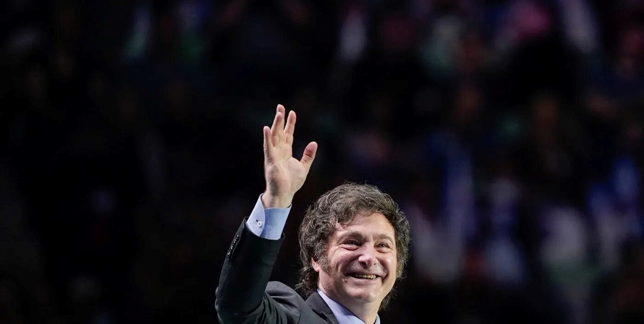 Casa Rosada: el día después de la aprobación en general de la Ley Bases con Milei rumbo al G7