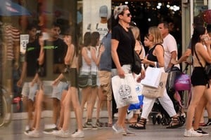 En los comercios minoristas del país, el impacto de la caída del consumo fue del 7,3% anual en mayo. Foto: Mauricio Garín