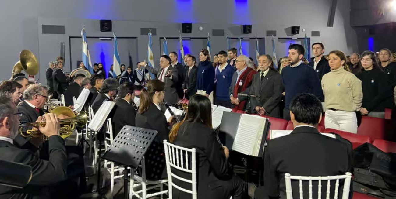 El Día Nacional de la Libertad Latinoamericana se celebró en Venado Tuerto