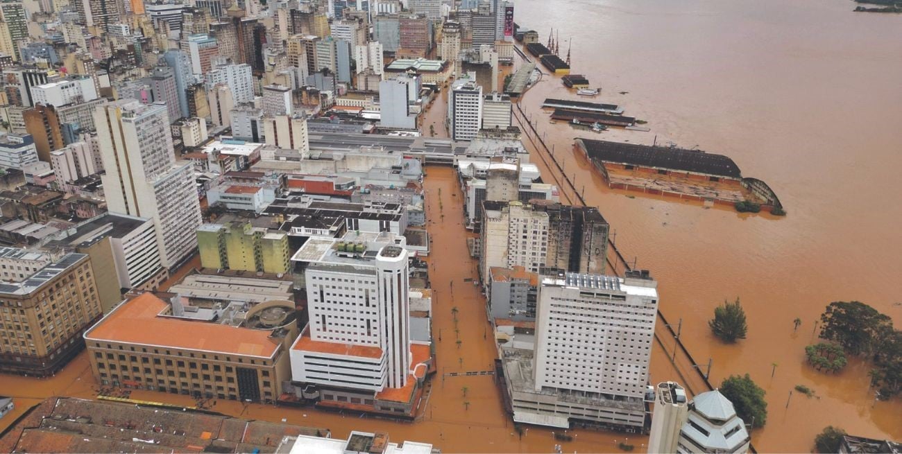 Humanidad en acción: Uniendo lazos en la adversidad durante las inundaciones en Brasil
