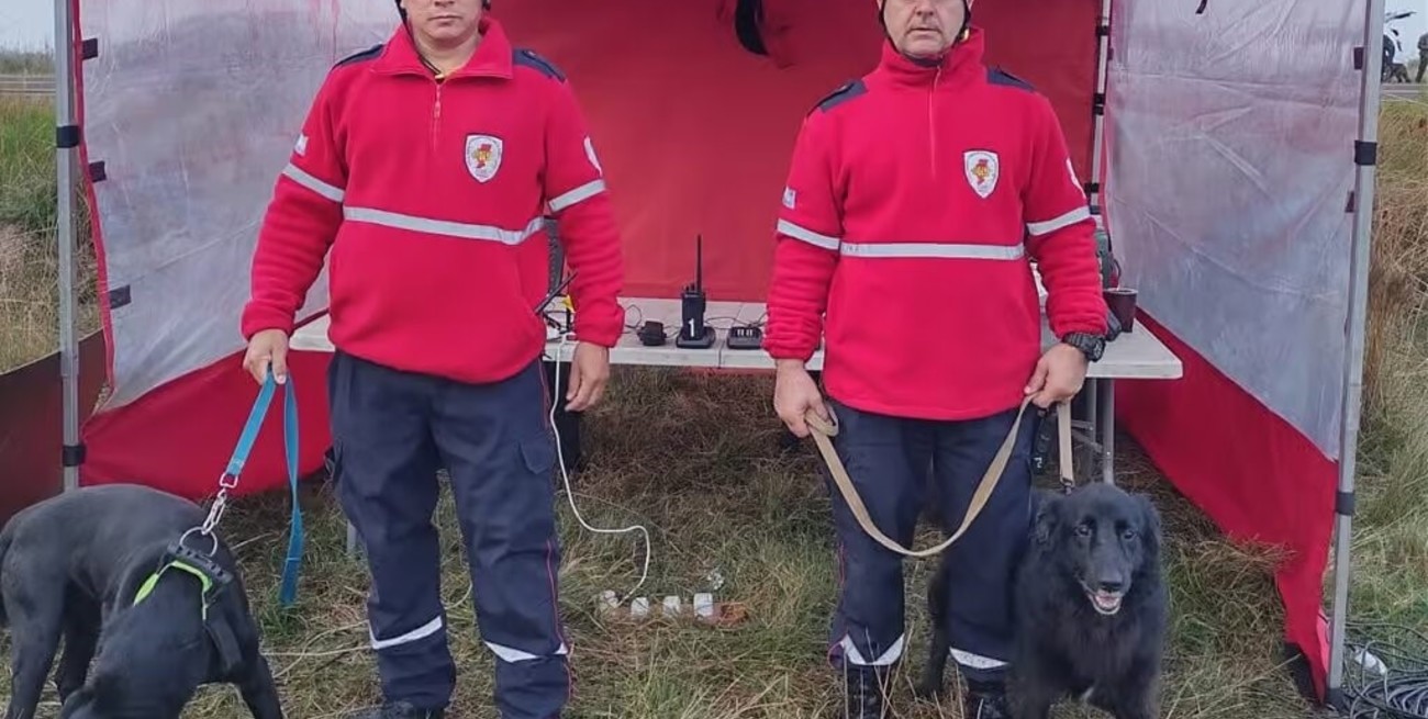 Bomberos venadenses viajaron a Corrientes y cuentan cómo es la búsqueda de Loan