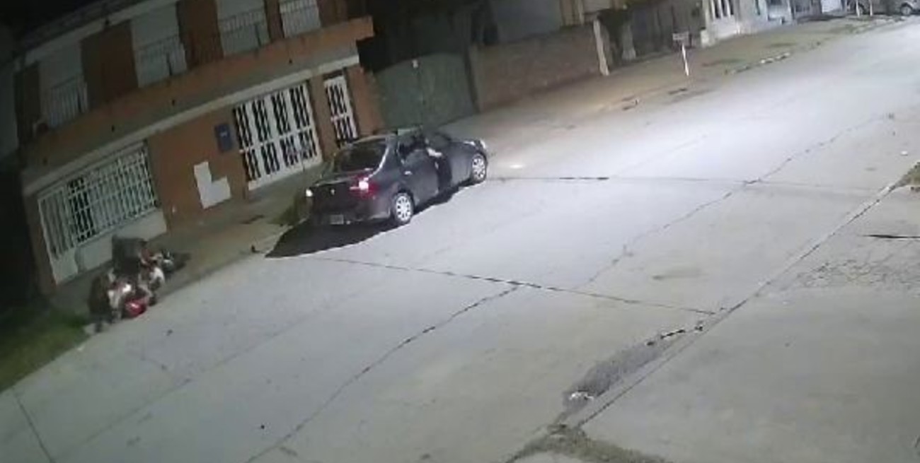 Choque y agresión en Venado Tuerto: una joven embistió intencionalmente y golpeó a los accidentados