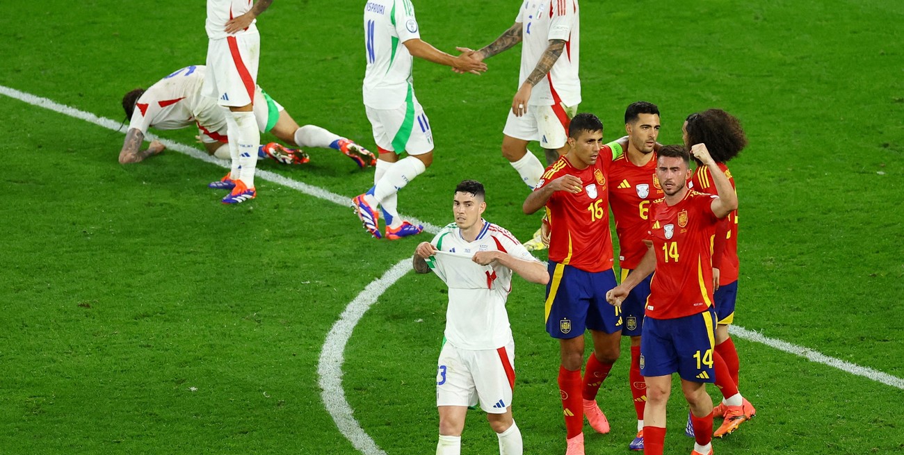 España derrotó a Italia y se clasificó a los octavos de final de la Eurocopa