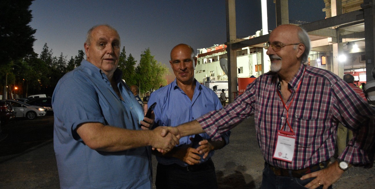 "Unión no debe, Spahn no pone más y hay tres millones de dólares por cobrar"