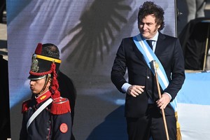 En un discurso en cadena nacional, el jefe de Estado pidió dejar de lado las diferencias partidarias para trabajar en que la Argentina vuelva a ser una potencia mundial. Foto: Mauricio Garín.
