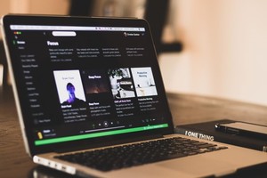 “Spotify ha declarado la guerra a los compositores”, dijo David Israelita, director de la Asociación Nacional de Editores de Música (NMPA) estadounidense. Imagen ilustrativa