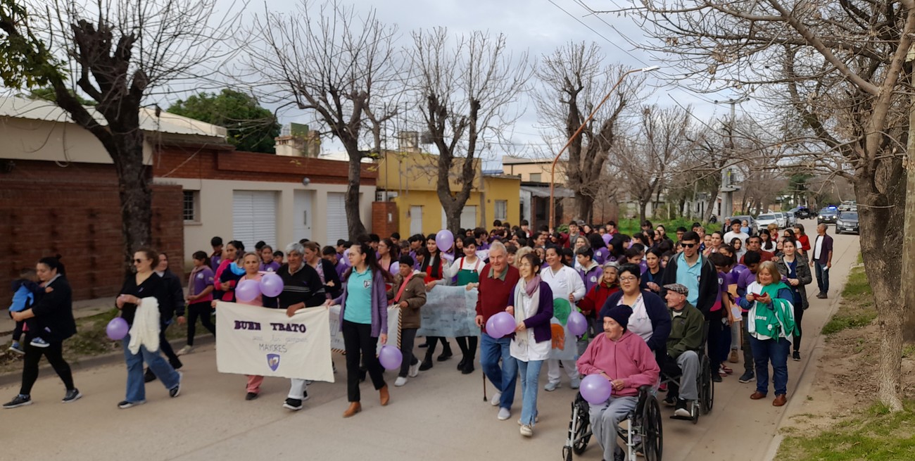 Caminata contra el abuso hacia adultos mayores en San Javier
