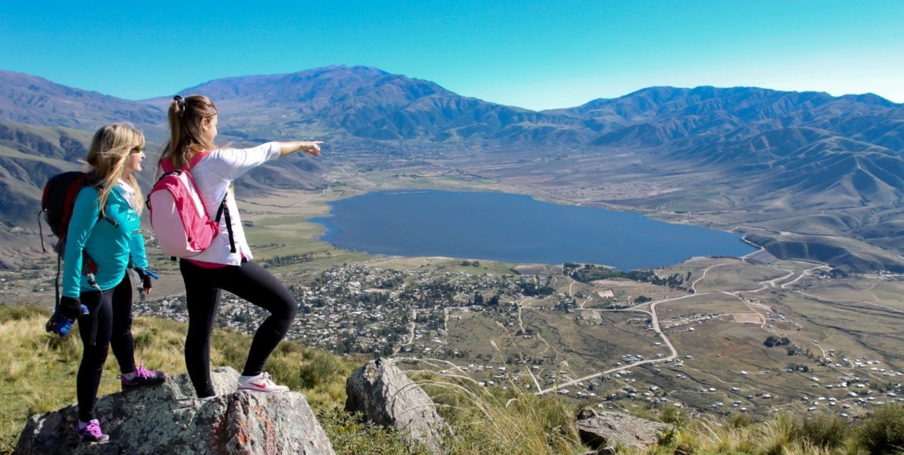 El fin de semana XXL dejó un saldo positivo y el sector turístico pide sumar más feriados