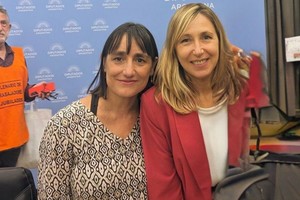 Del Plá y Bregman renunciaron a sus bancas en Diputados, y juraron sus reemplazantes por el FIT.