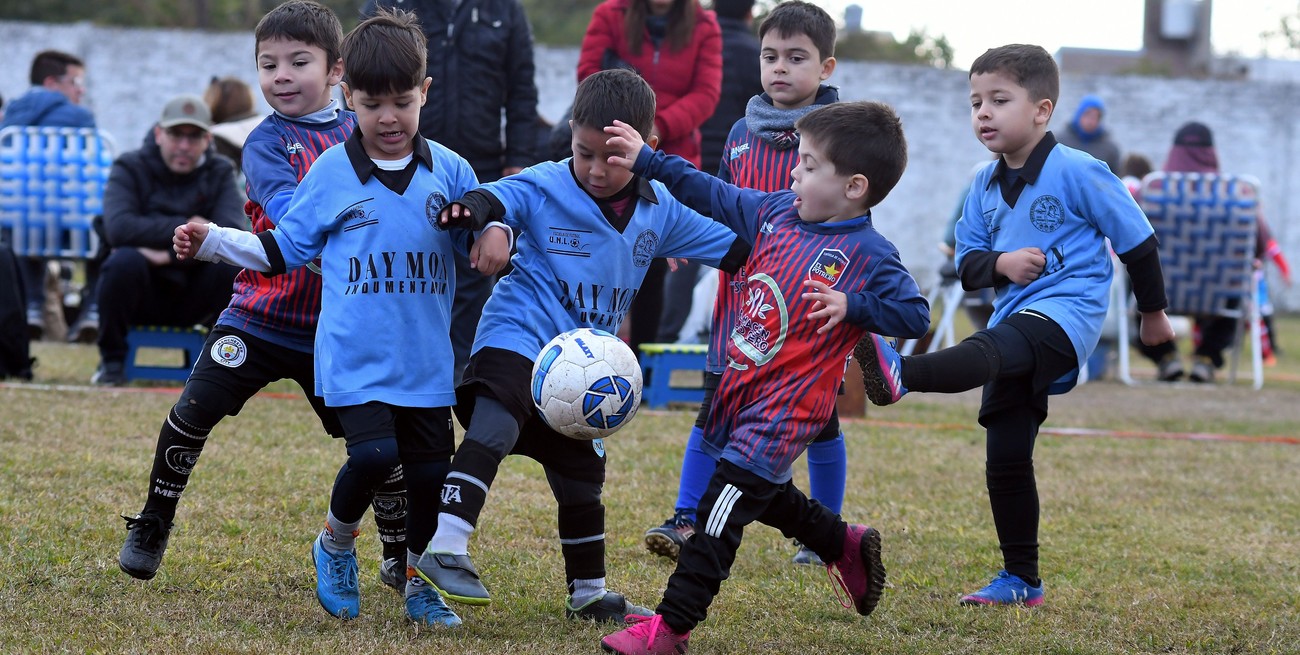 Celebración y cierre del primer ciclo del año en fútbol infantil de la Liga Santafesina