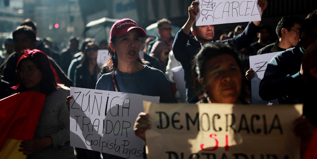 Militares de Bolivia piden juicio abreviado tras admitir responsabilidad en golpe fallido