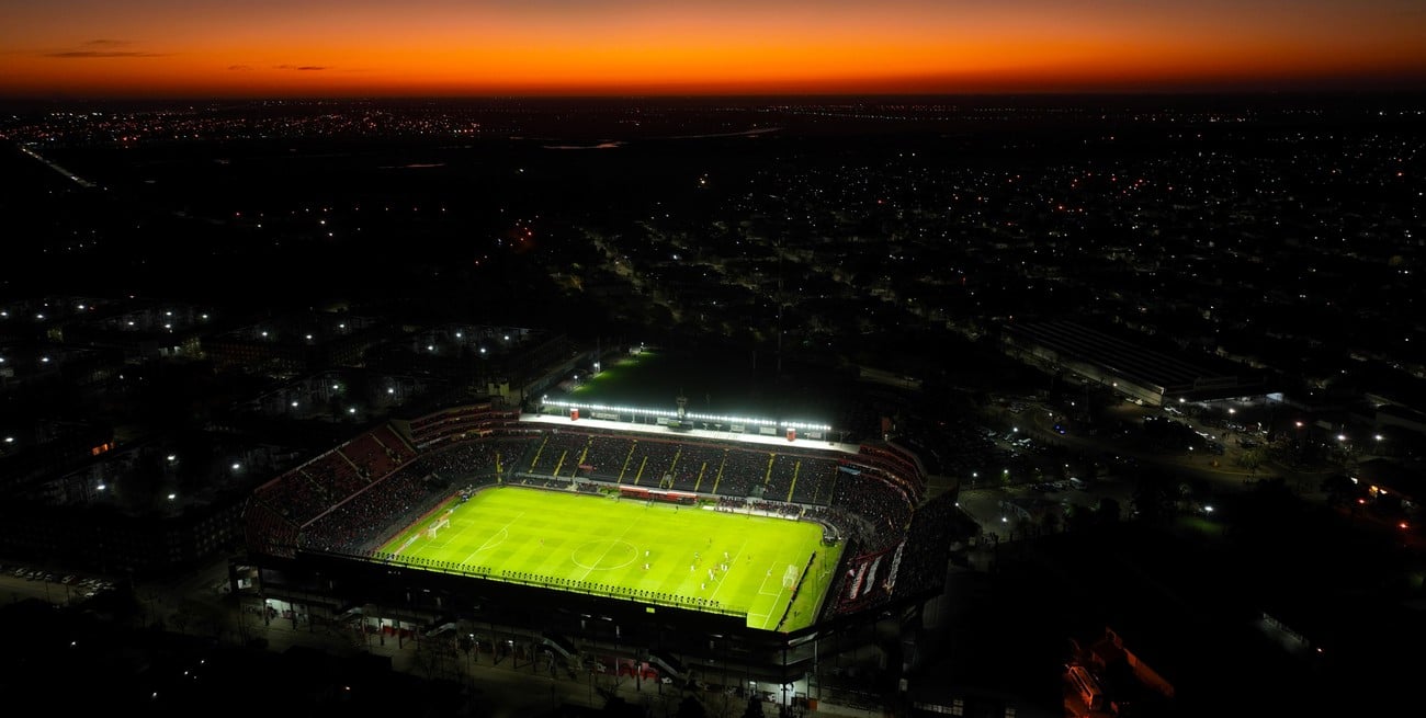 Colón tiene 32.000 socios y son 26.000 con cuota al día: ¿cómo pagar?