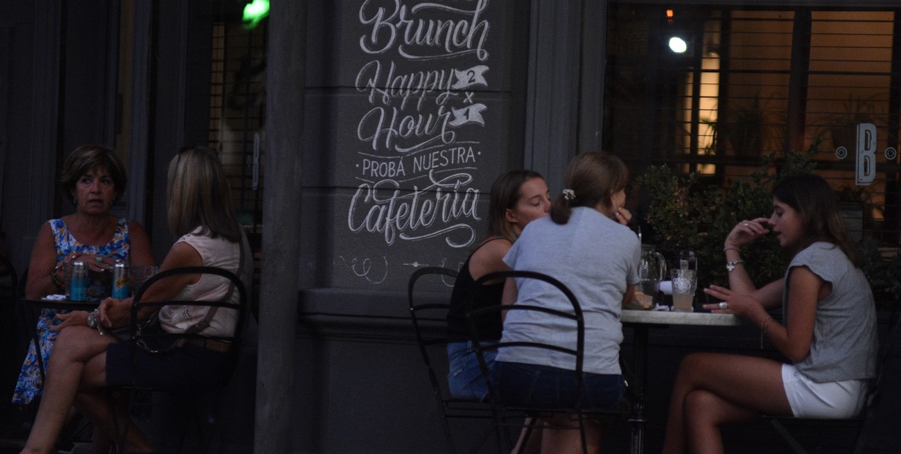 Nocturnidad en Santa Fe: se revisarán horarios y la extensión de la temporada estival