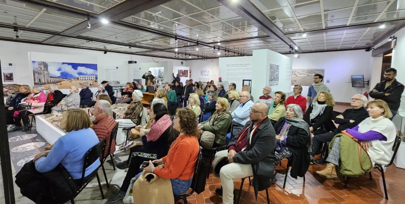 Un recorrido histórico por la identidad a través de la vestimenta