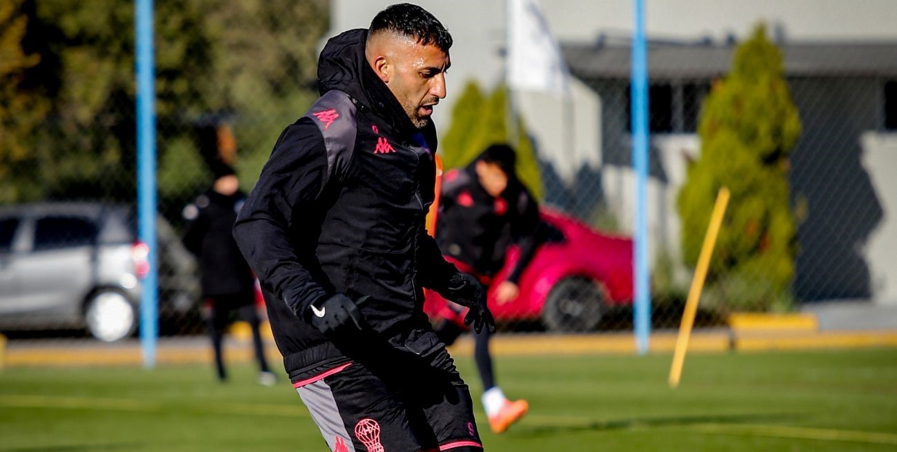 "Un round más": Huracán presentó a Ramón "Wanchope" Ábila