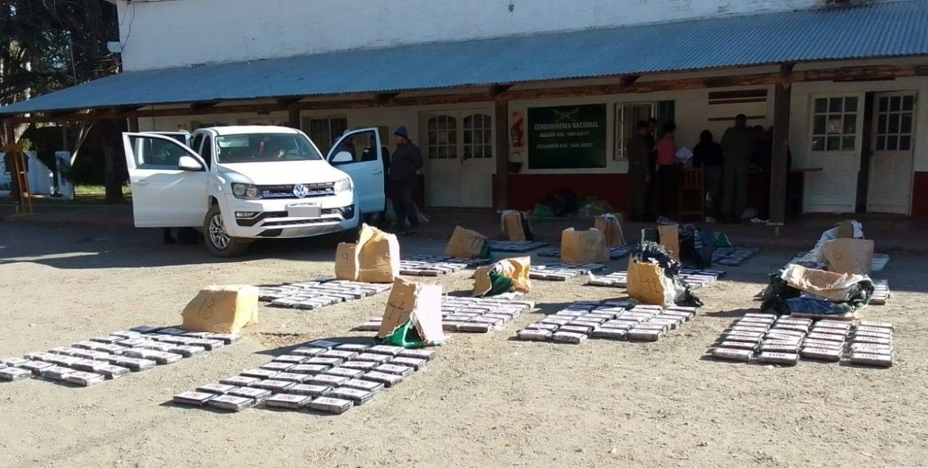 Media tonelada: la cocaína secuestrada en San Justo fue transportada en avionetas desde Bolivia