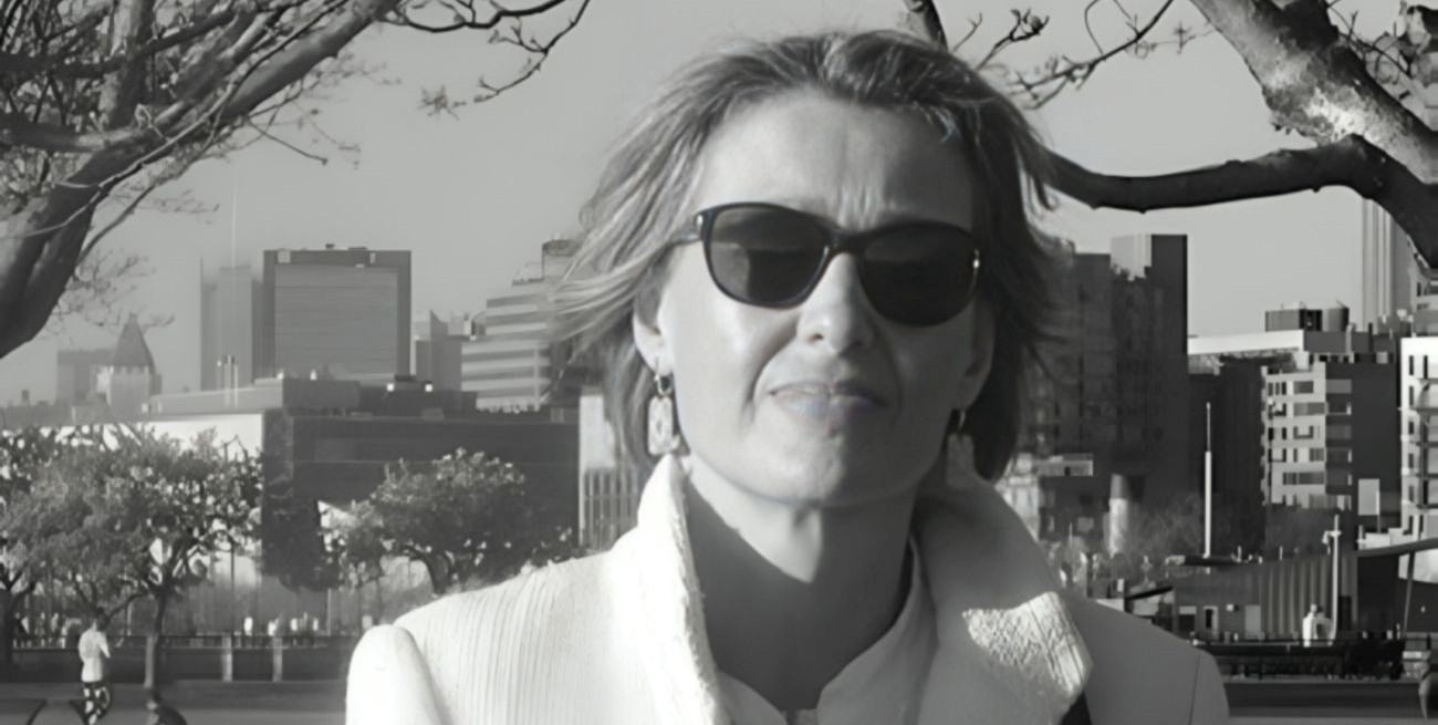 De ciudadanos a valores económicos, la preocupación de López Luaces en "Urbanización X"