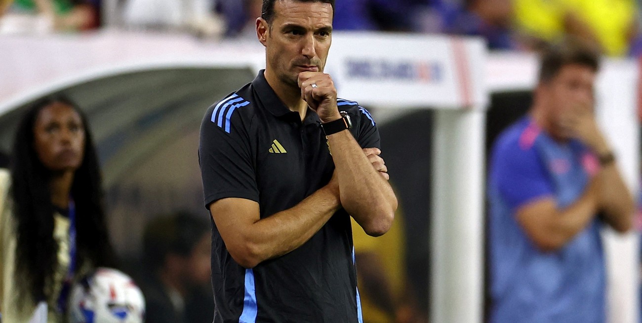 Con Messi y Di María: el 11 que pararía Scaloni para el partido entre Argentina y Canadá