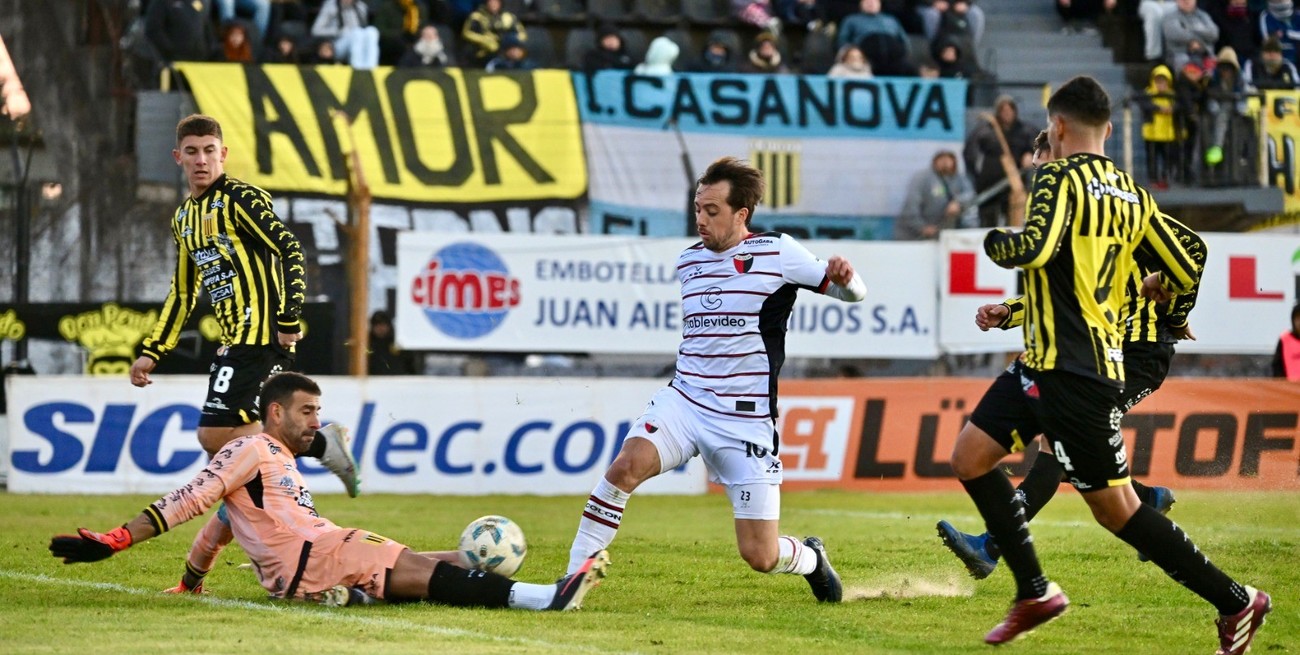 Colón-Brown: un duelo de almirantes en el que los sabaleros sacan ventaja