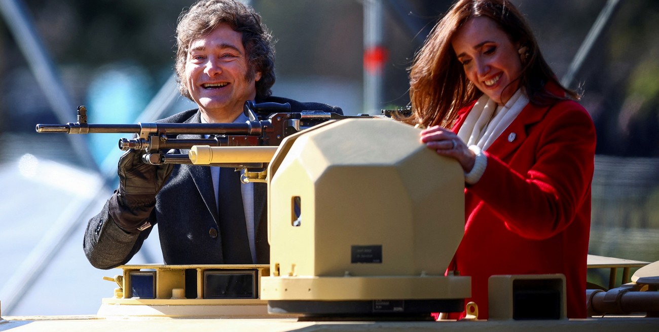 A 208 años de la independencia argentina: cómo fue el desfile militar por el 9 de Julio