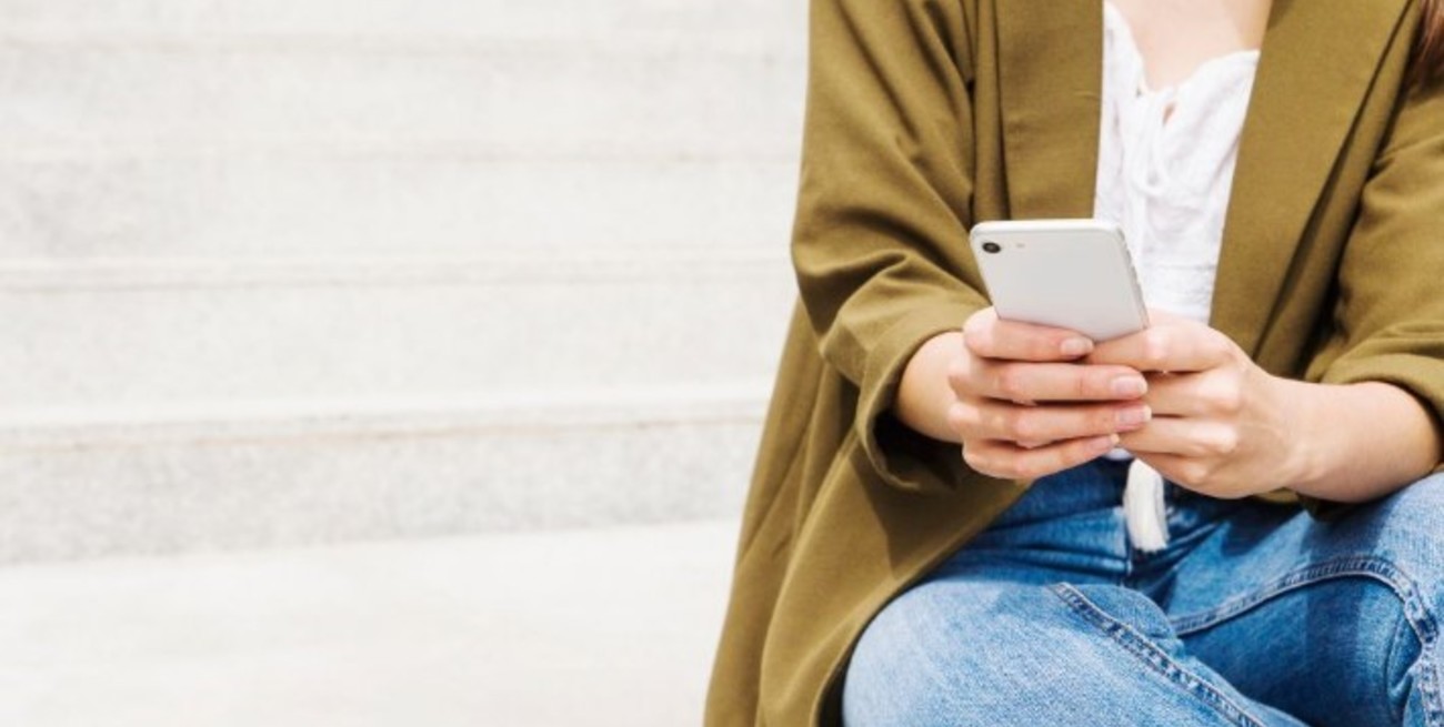 Chatbots, asistentes o agentes: cuáles son los diferentes tipos de inteligencia artificial con los que podemos interactuar