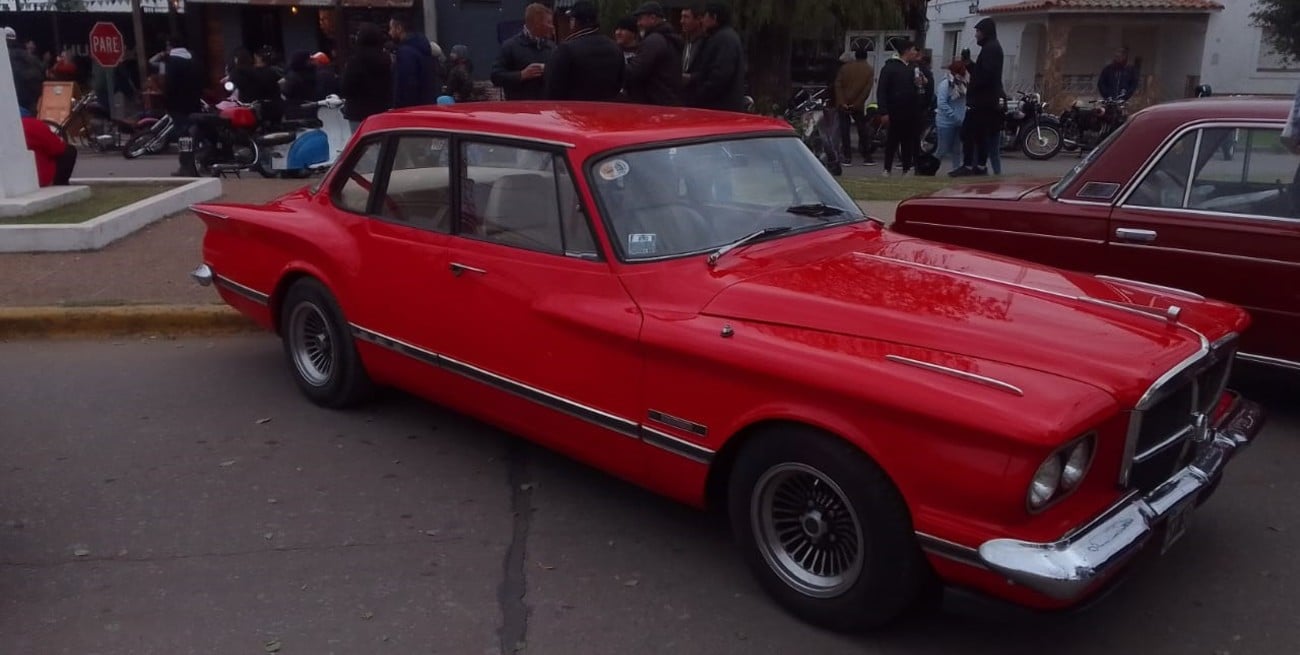 La muestra "Retro Motor" se presentó con gran suceso en Barrancas