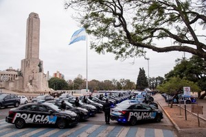 La policía de Santa Fe tiene nuevos patrulleros en Rosario. 