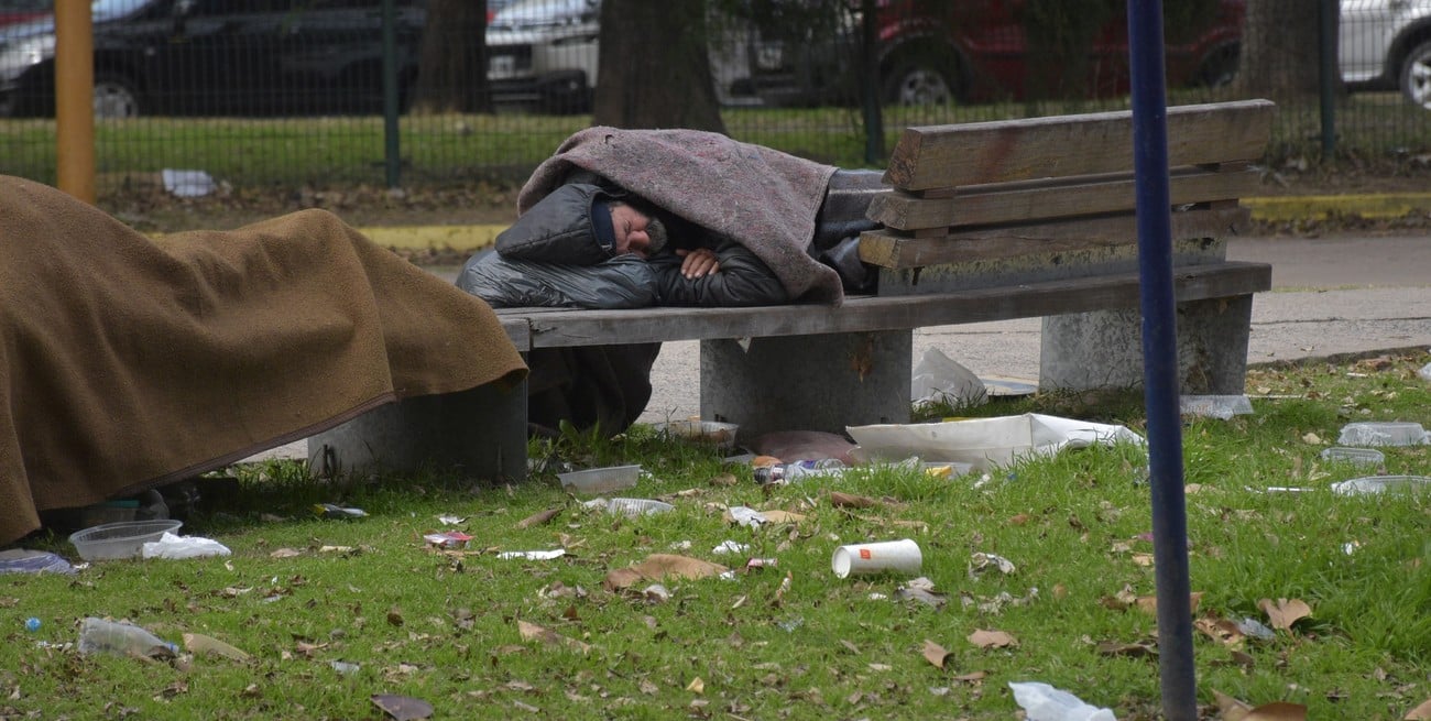 Brigada solidaria para personas en situación de calle: “vienen cada vez más jóvenes y rotos”
