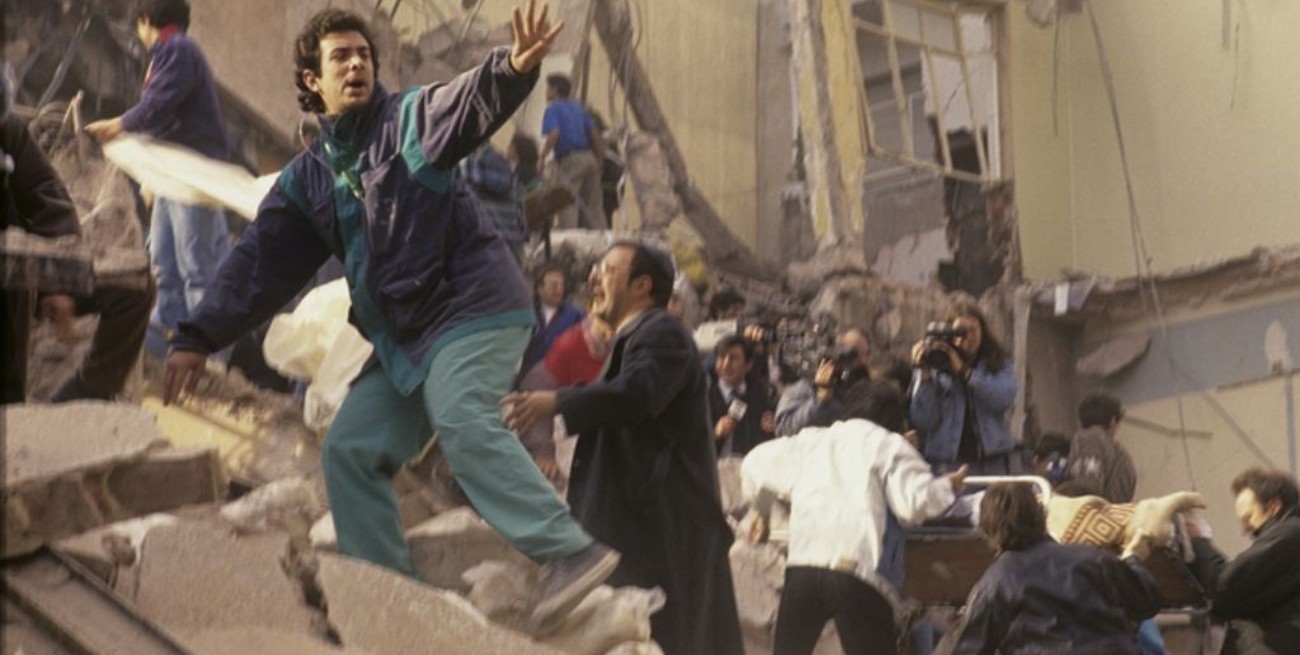 Qué relevancia tiene la desclasificación de archivos de inteligencia en la causa AMIA