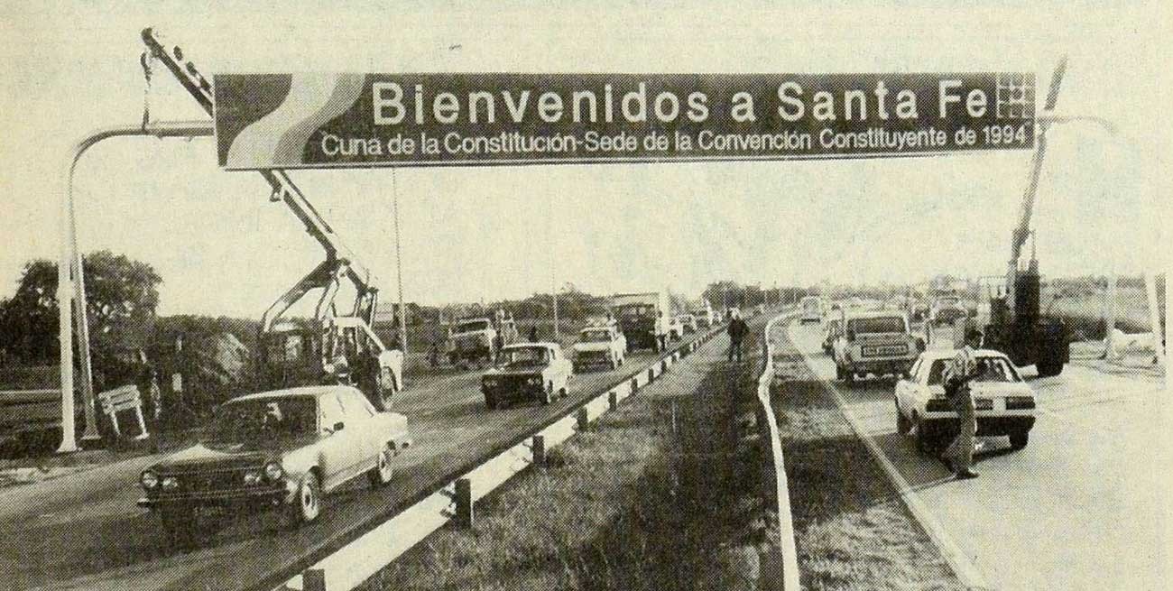 El día antes de la bomba en AMIA: qué pasaba en Santa Fe y en Argentina