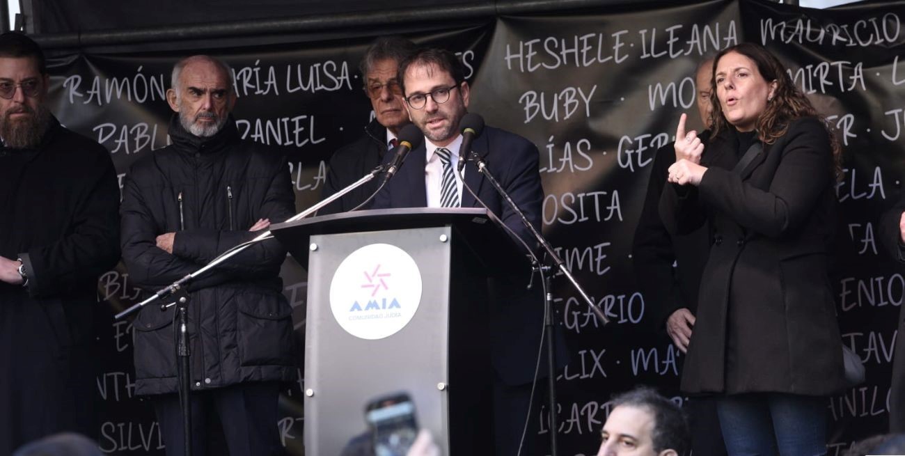 AMIA: "El Estado argentino pasó 30 años mirando para otro lado"